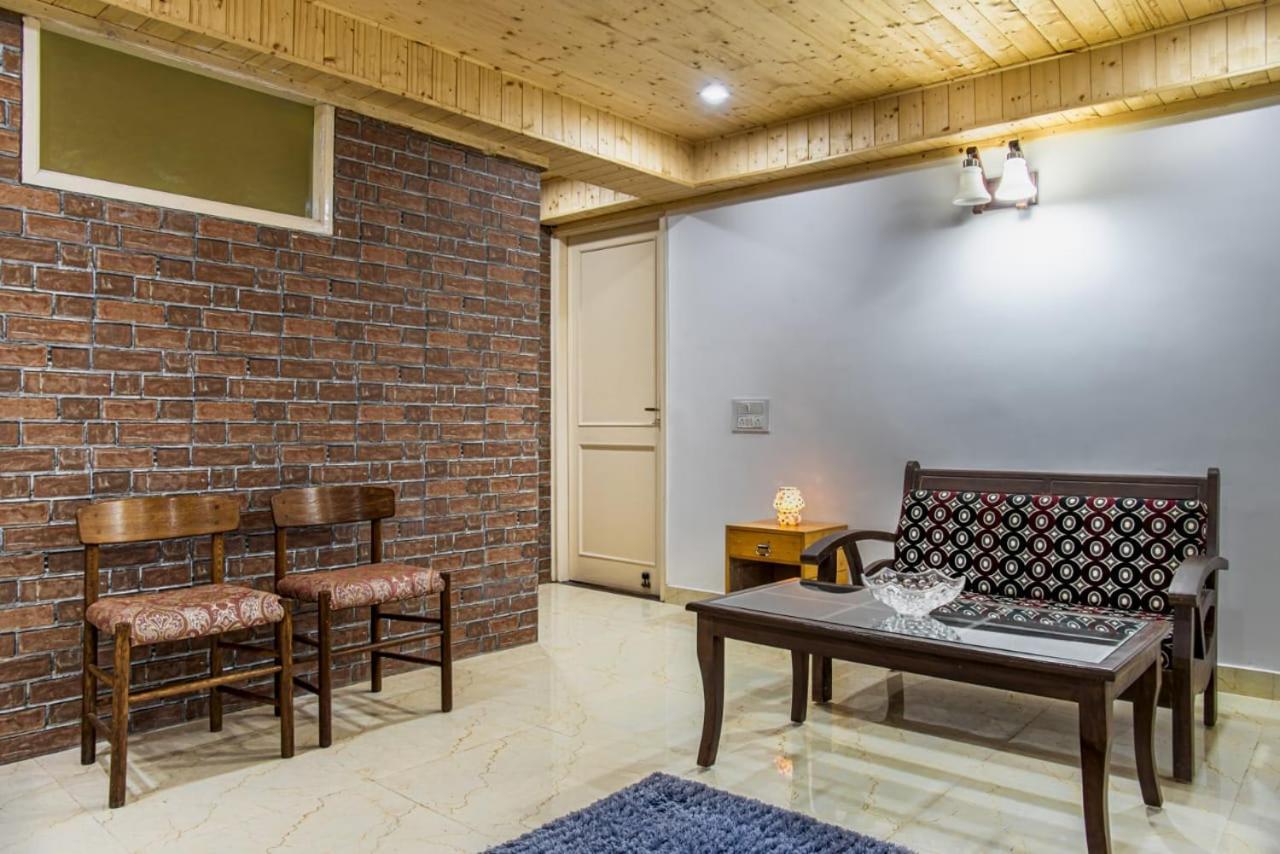 The Western Heights I Serviced Apartments I Pvt Balcony I Lift I Peacefull Area I Family Accomodation I Kasauli I By Exotic Stays Exterior photo