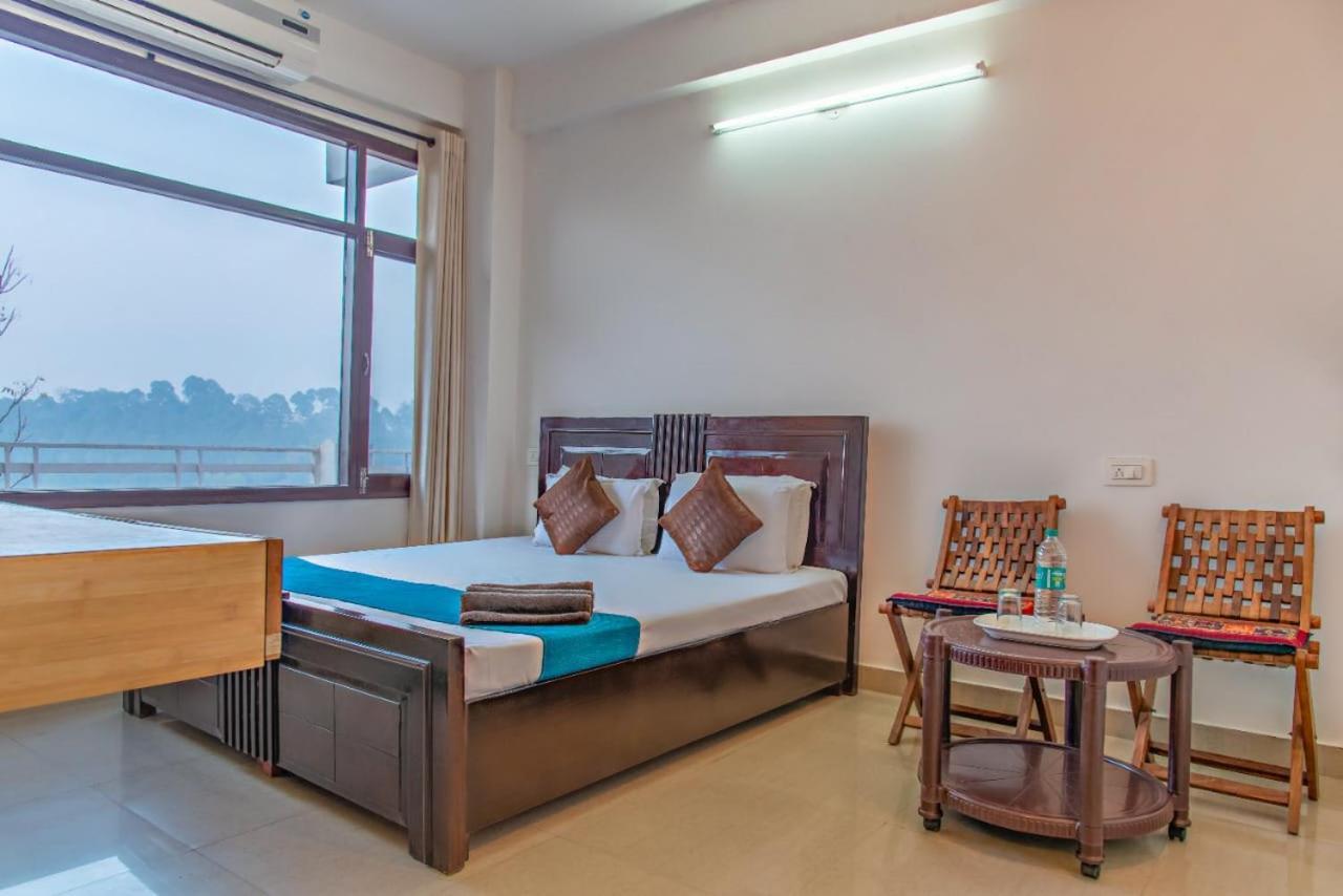 The Western Heights I Serviced Apartments I Pvt Balcony I Lift I Peacefull Area I Family Accomodation I Kasauli I By Exotic Stays Exterior photo