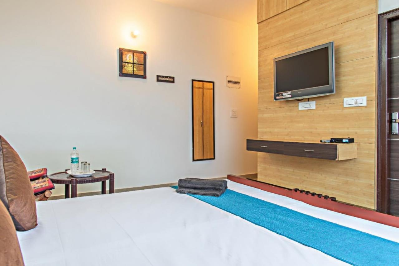 The Western Heights I Serviced Apartments I Pvt Balcony I Lift I Peacefull Area I Family Accomodation I Kasauli I By Exotic Stays Exterior photo
